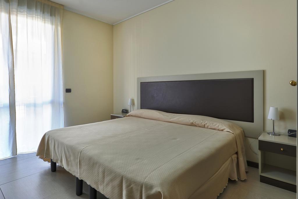 Residence La Sfera Pavía Habitación foto